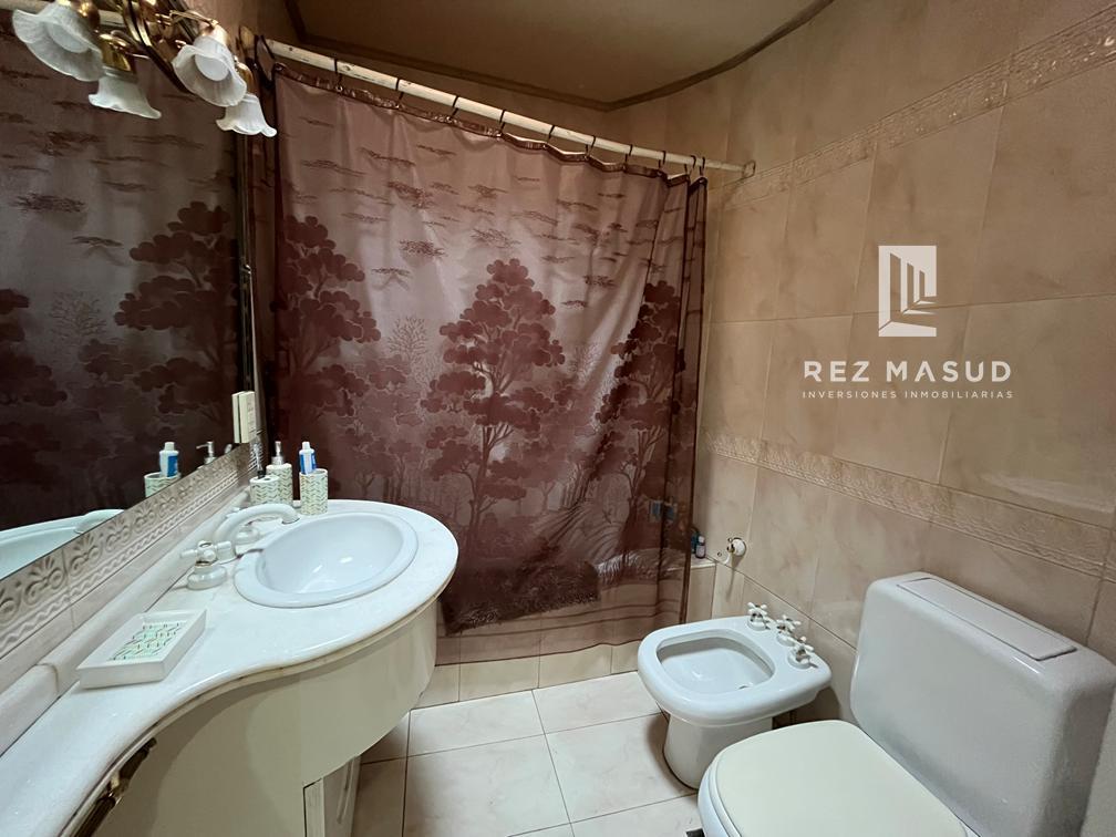 Casa en Alquiler y Venta 5