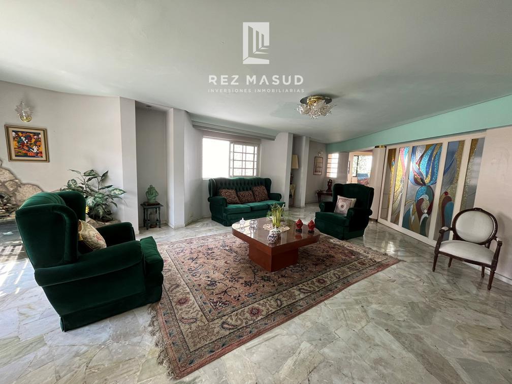 Casa en Alquiler y Venta 3