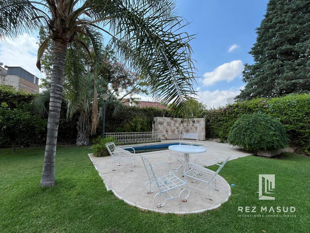 Casa en Alquiler y Venta 4