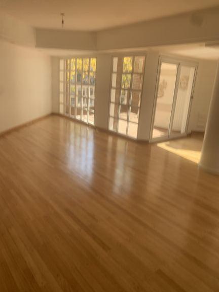 Openhouse Vende Departamento en La Calle Emilio Civit, en El Edif. El Torreon. 2