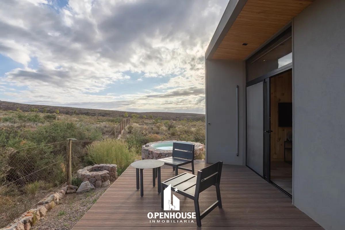 Openhouse Vende Exclusiva Casa con Vistas Panorámicas a La Montaña 1