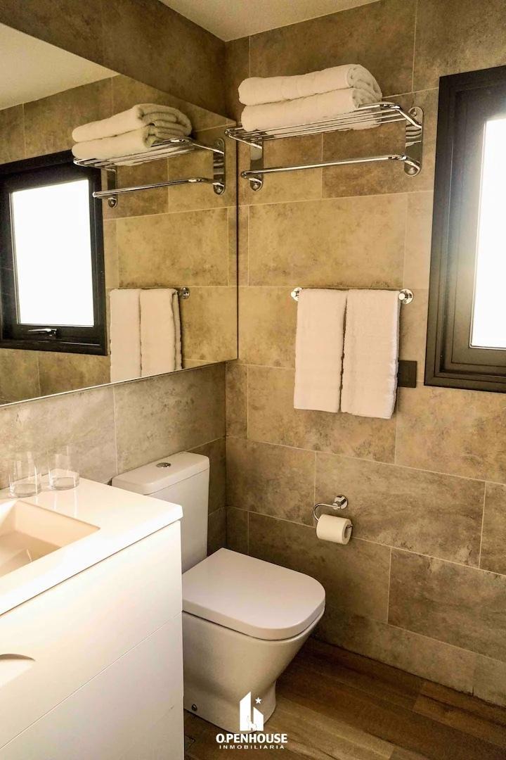 Openhouse Vende Exclusiva Casa con Vistas Panorámicas a La Montaña 2