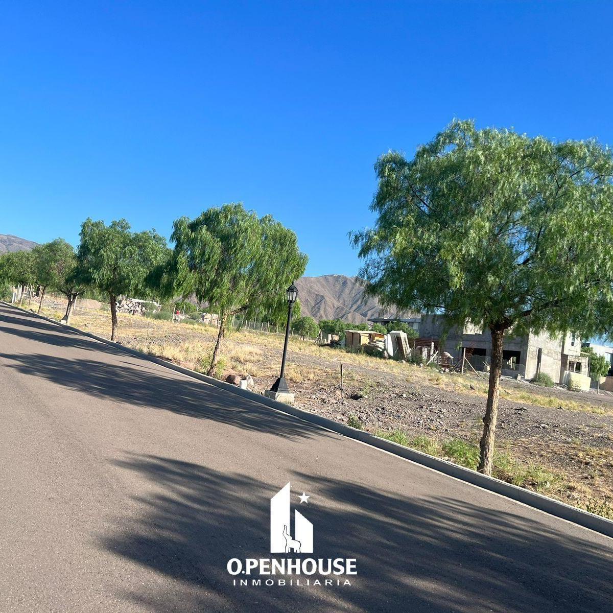 Openhouse Vende Terreno de 630 m² en El Barrio Dalvian en Balcones 2