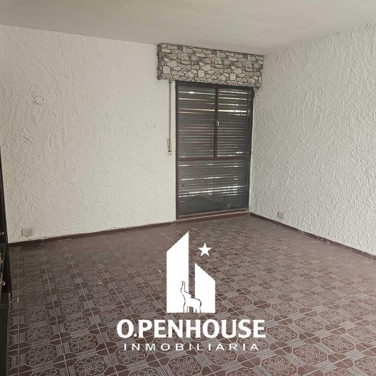 Openhouse Presenta a La Venta Casa en Inmejorable Ubicación en La 5ta Seccion. 4