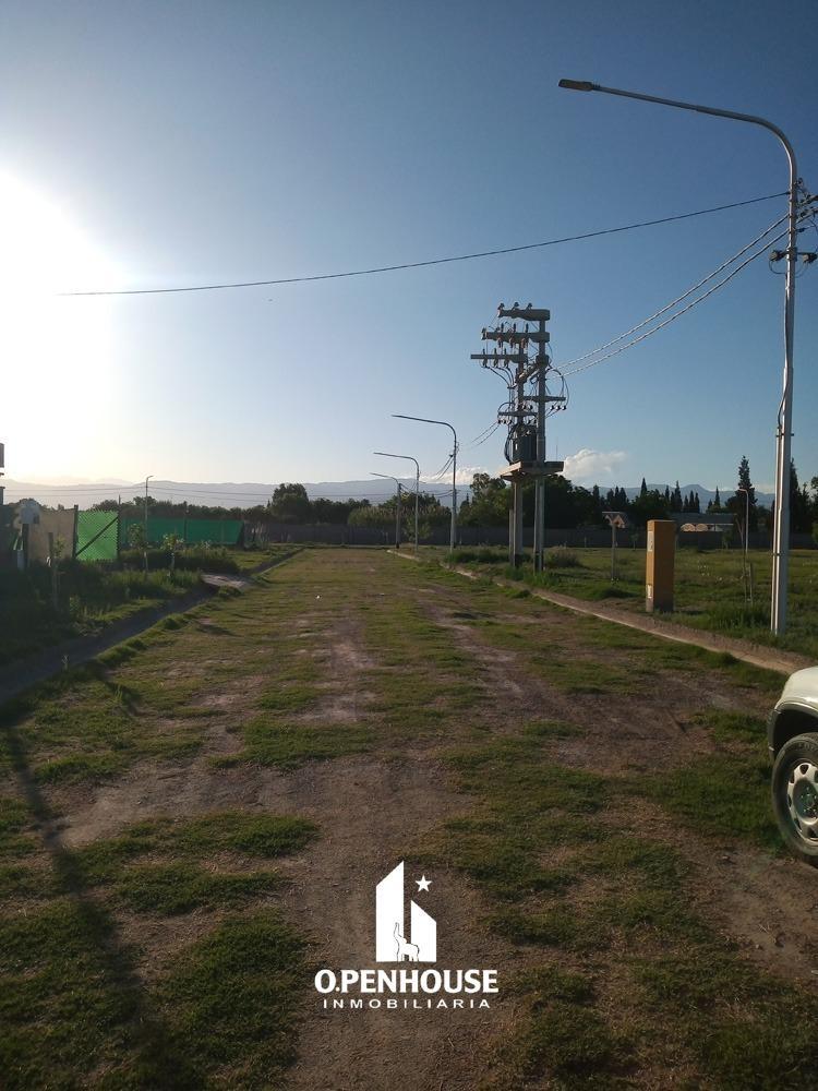 Openhouse Inmobiliaria Vende Hermoso Lote en Barrio Sol Andino III. 1