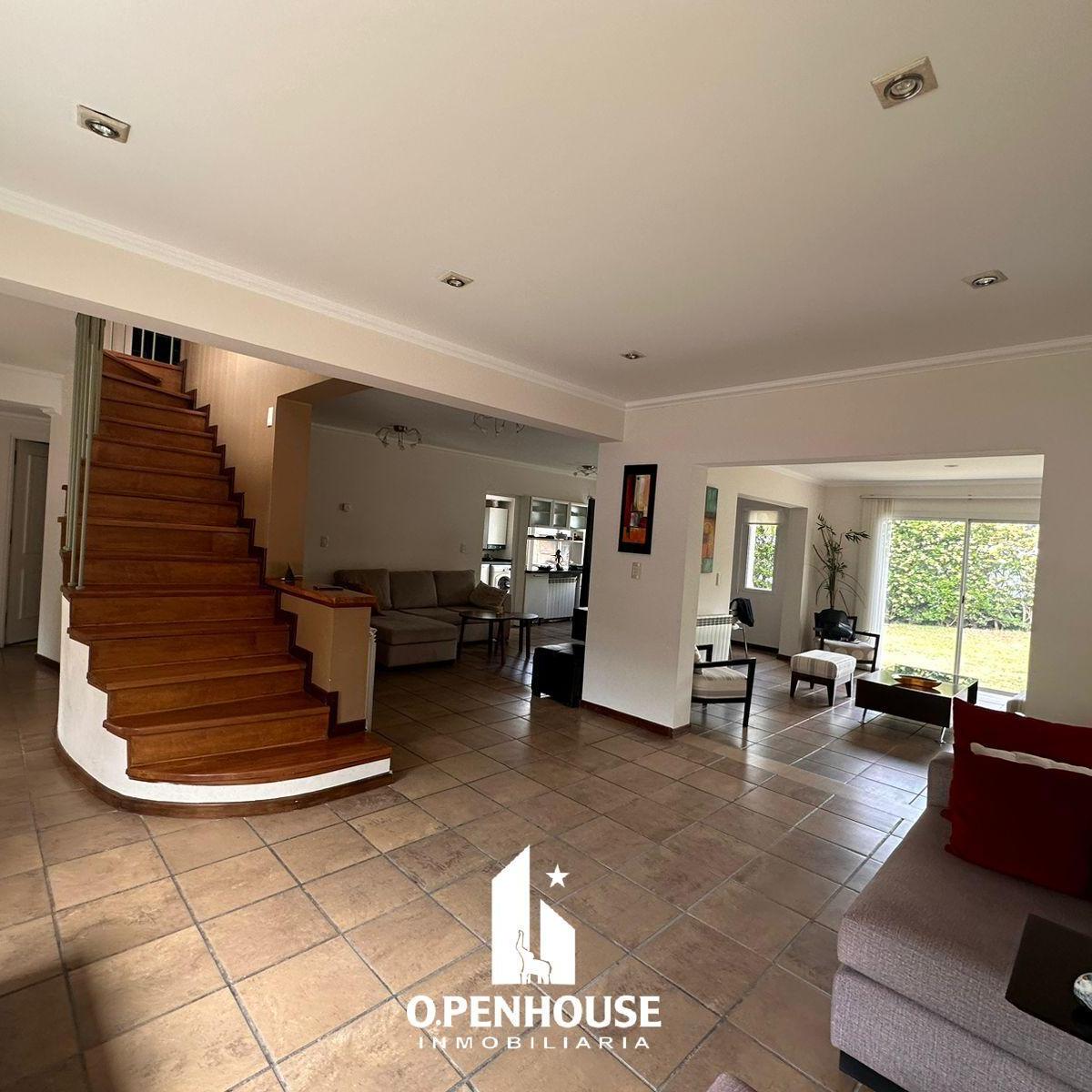 Openhouse Presenta a La Venta Una Hermosa Casa en El Exclusivo Barrio Dalvian. 1