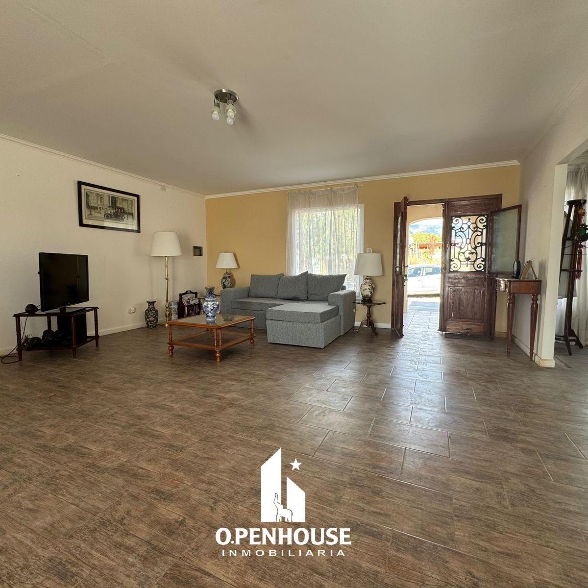Openhouse Vende Esplendida Casa en Barrio Privado Alto El Challao. 1