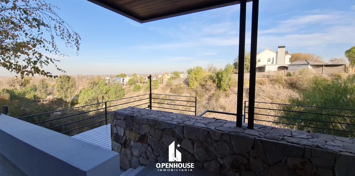 Openhouse Vende Hermosa Casa en Barrio Laderas de Chacras 5