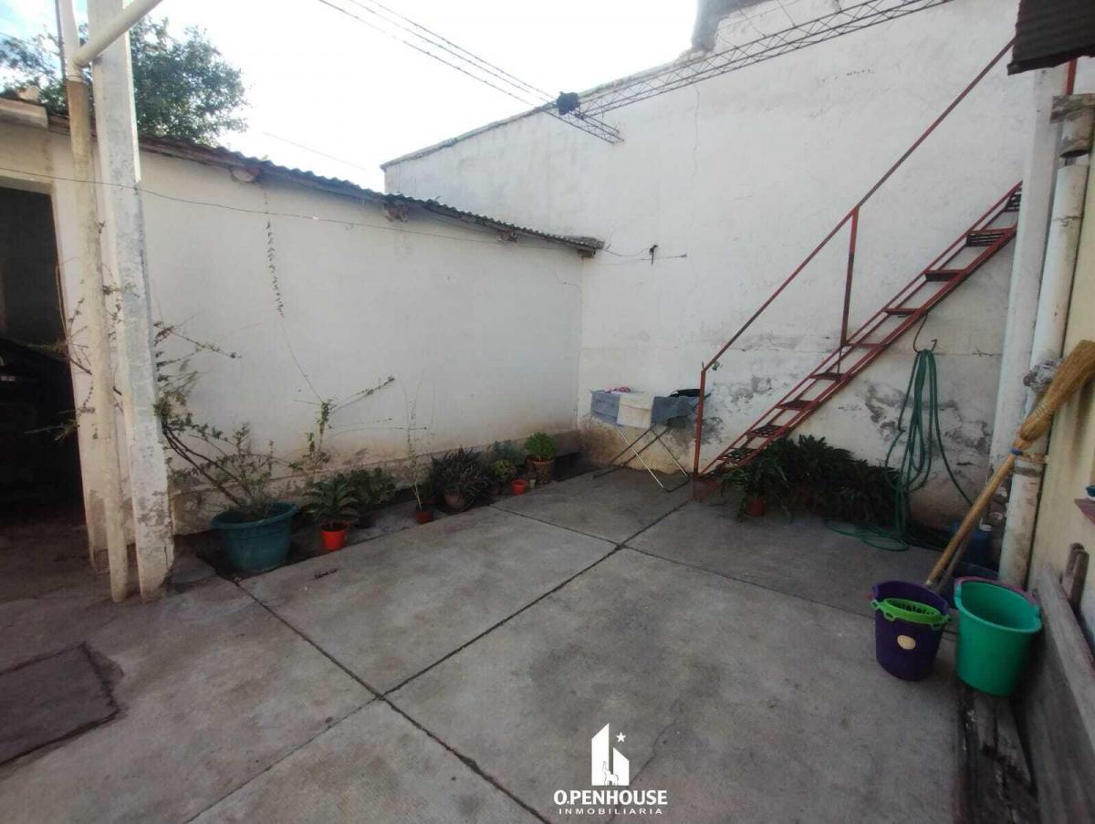 Openhouse Inmobiliaria Vende Casa en Barrio Parque de Godoy Cruz. 2