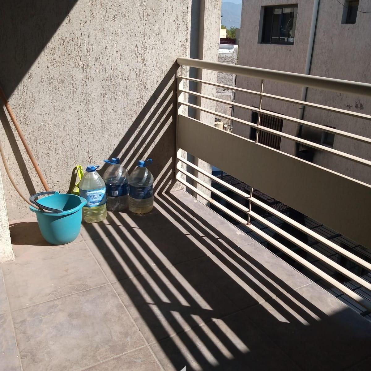 Openhouse Inmobiliaria Vende Hermoso Departamento en Godoy Cruz 2