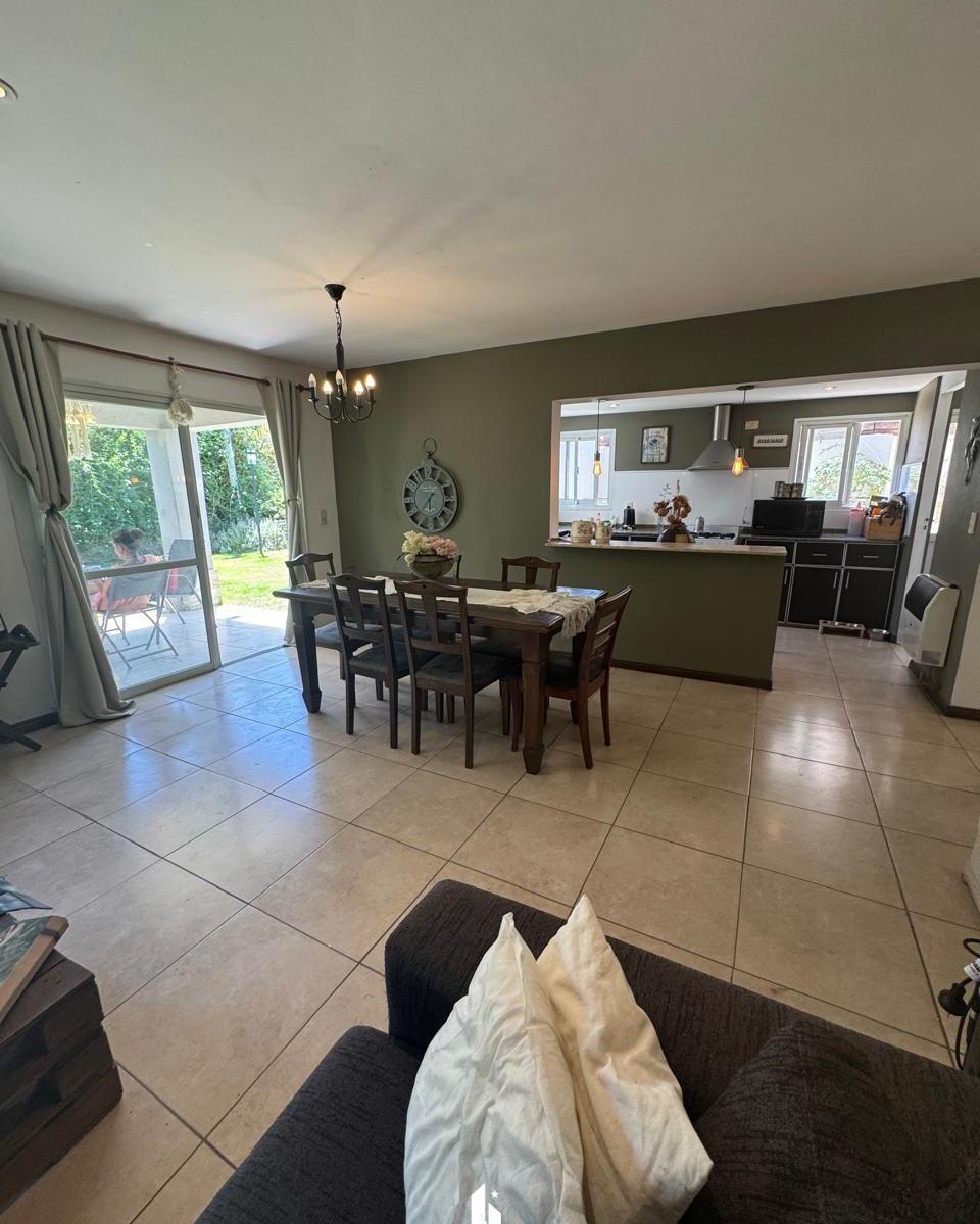 Openhouse Vende Hermosa Casa en Barrio Privado Dalvian, Las Heras. 2