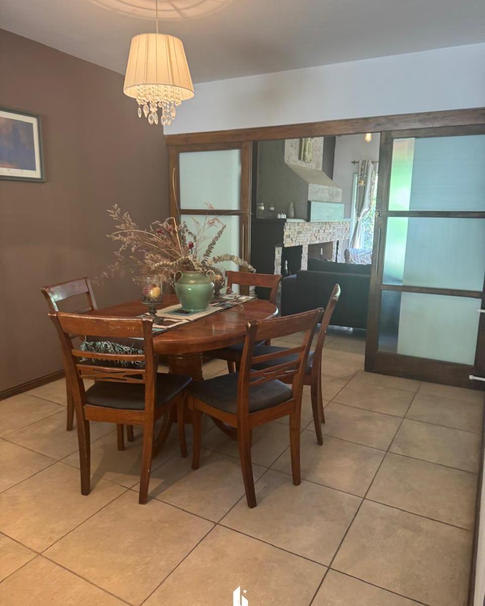 Openhouse Vende Hermosa Casa en Barrio Privado Dalvian, Las Heras. 3