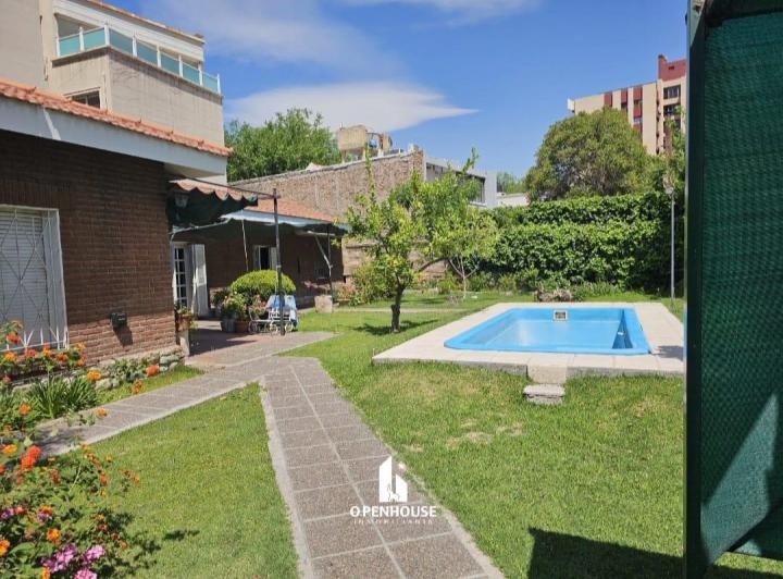 OPENHOUSE vende esplendida casa de categoria en la Quinta Sección. 4