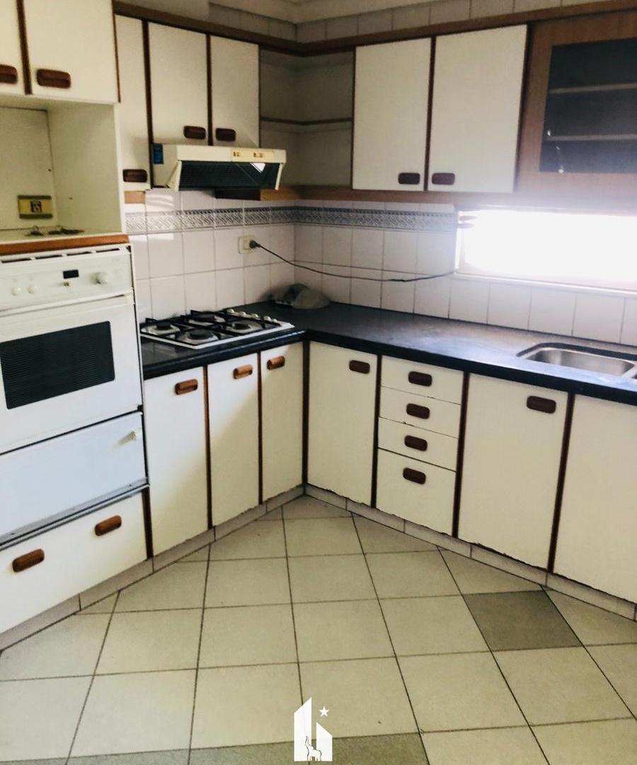 Foto de OPENHOUSE vende amplio dúplex en Barrio Bombal, imagen 5