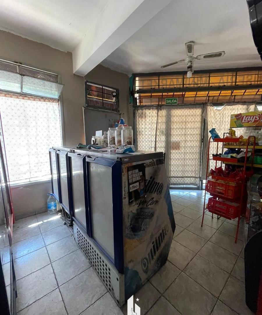 Foto de OPENHOUSE vende excelente propiedad de departamento y locales, imagen 2