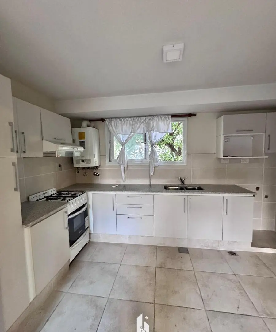 OPENHOUSE vende hermoso departamento en la 6ta Sección 4