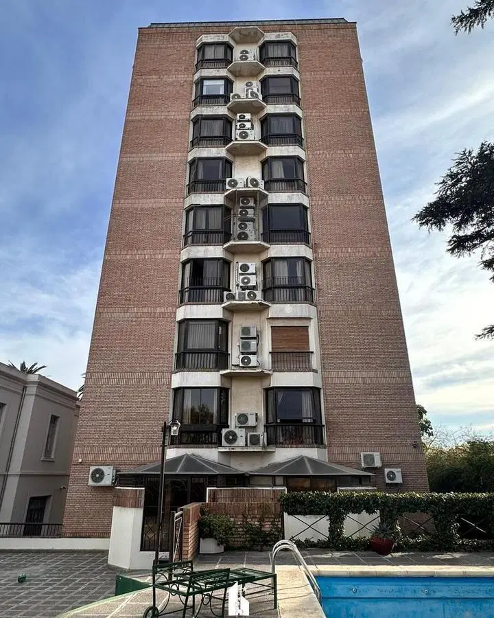 OPENHOUSE inmobiliaria ALQUILA departamento en Av. Emilio Civit 5