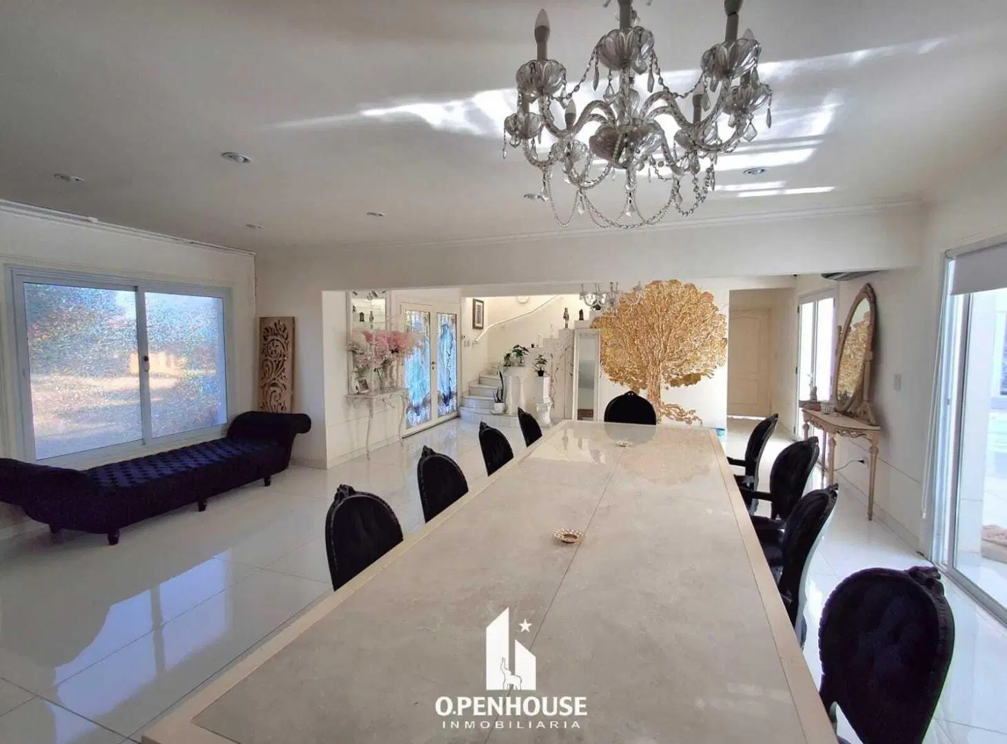 OPENHOUSE alquila casa de categoría en Barrio La Bastilla 3