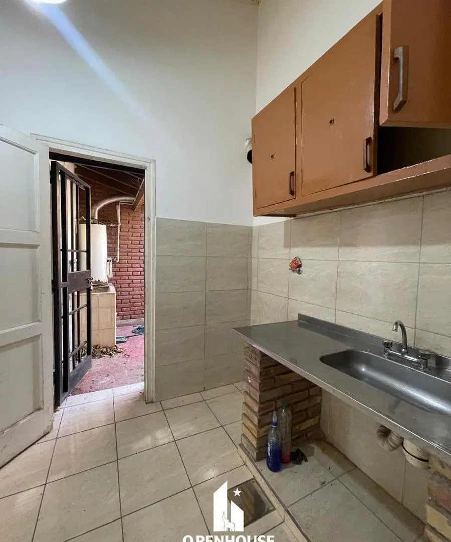 OPENHOUSE INMOBILIARIA ALQUILA casa en sexta sección. 3