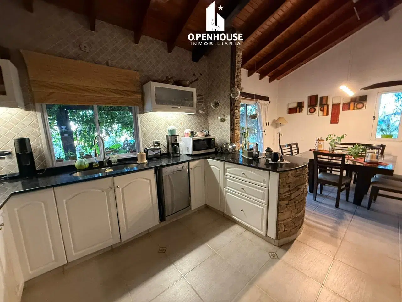 ¡OPENHOUSE VENDE HERMOSA CASA EN EL CHALLAO! 4