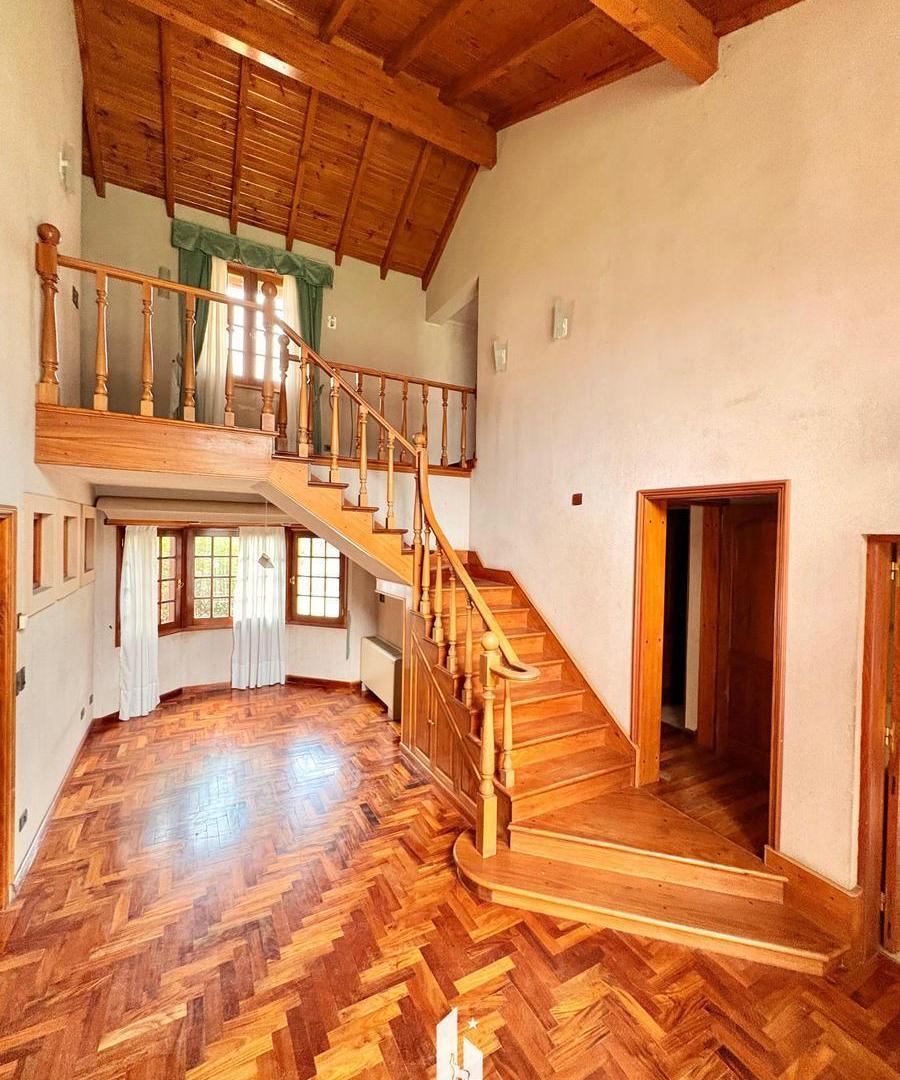Foto de OPENHOUSE alquila imponente casa en Barrio Dalvian, imagen 2