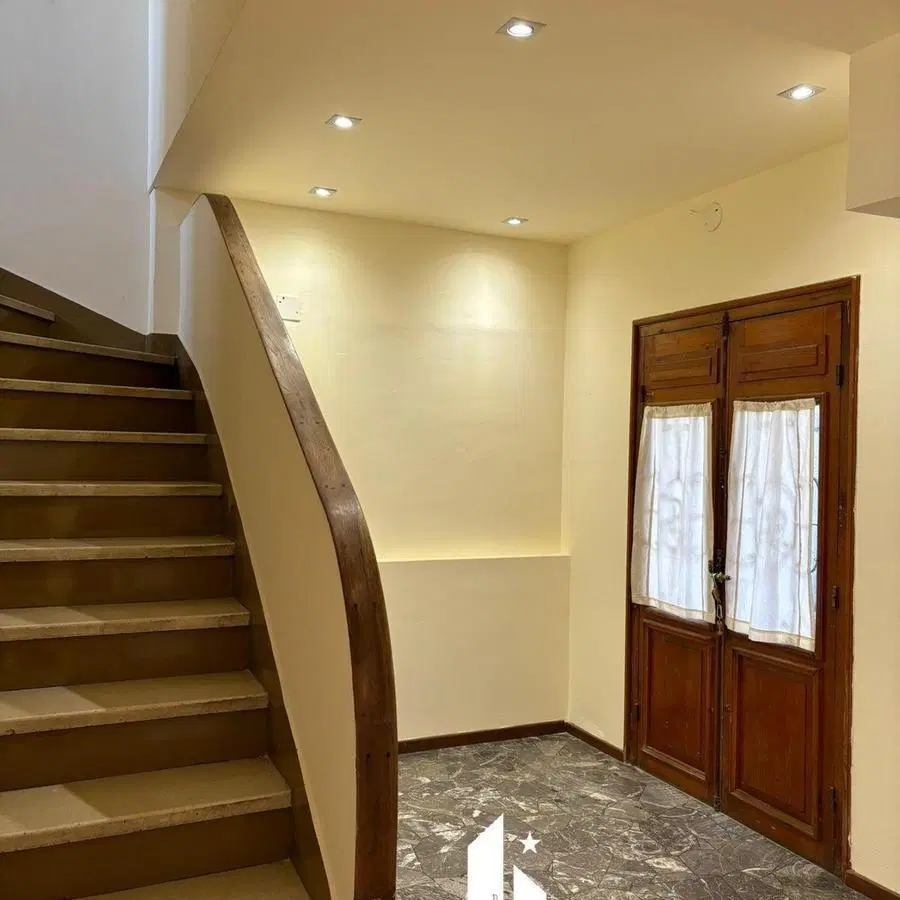 OPENHOUSE VENDE Fantástica casa en 5ta sección de la ciudad de Mendoza. 4