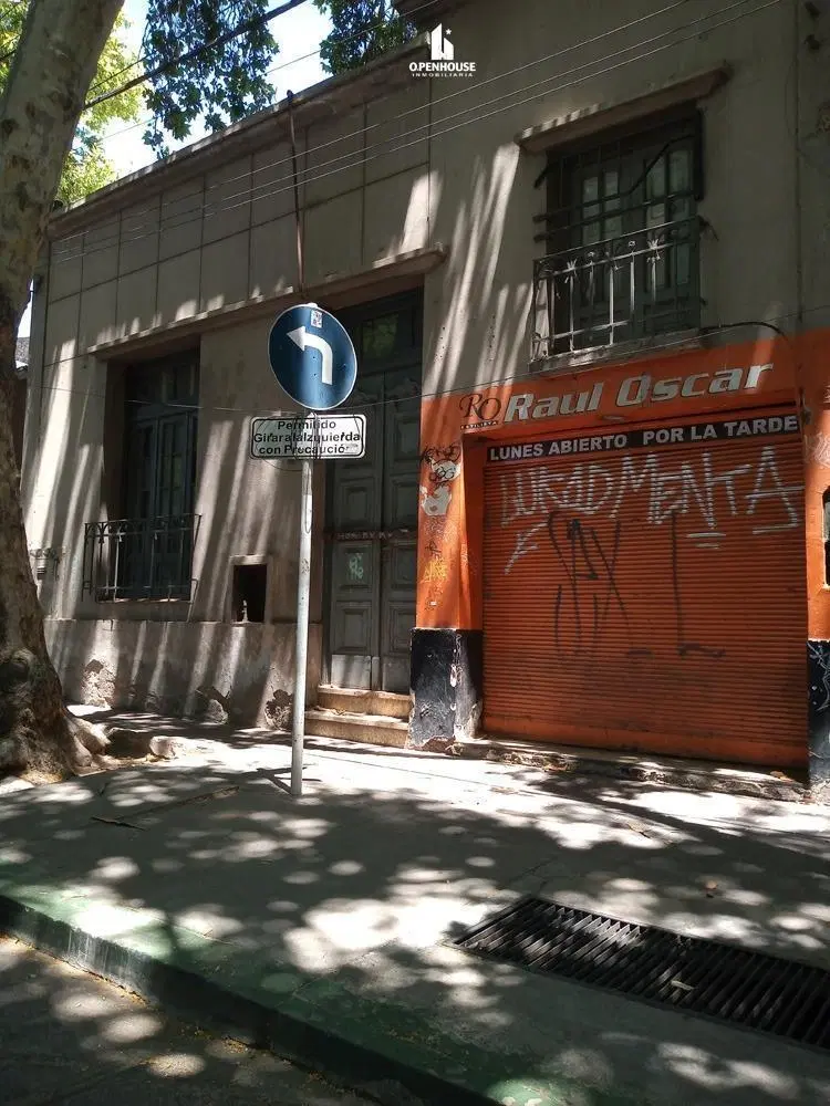 OPENHOUSE vende espectacular terreno sobre calle San Martin frente a la Alameda, CIUDAD. 1