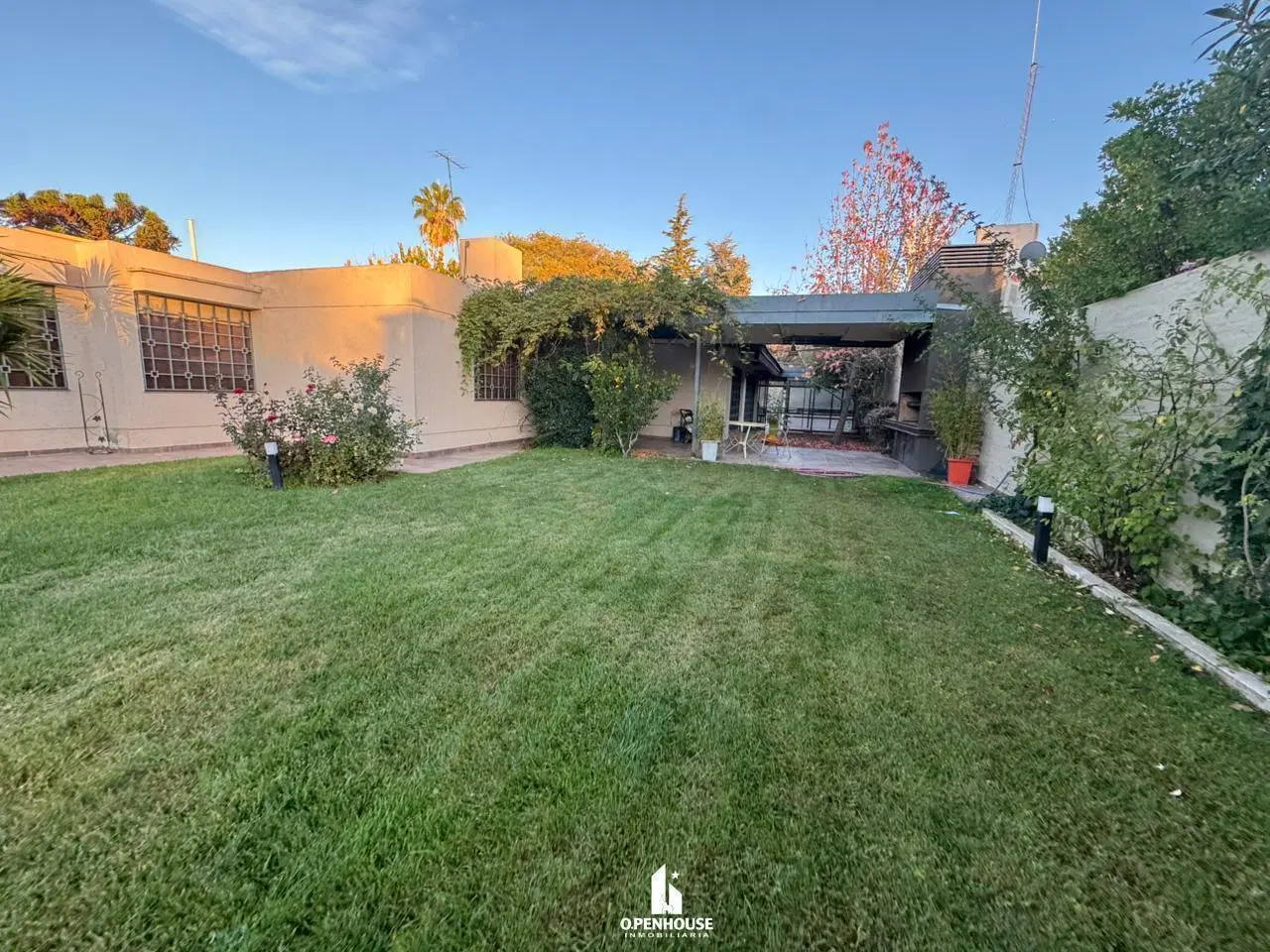 OPENHOUSE vende maravillosa casa en Chacras de Coria. 8