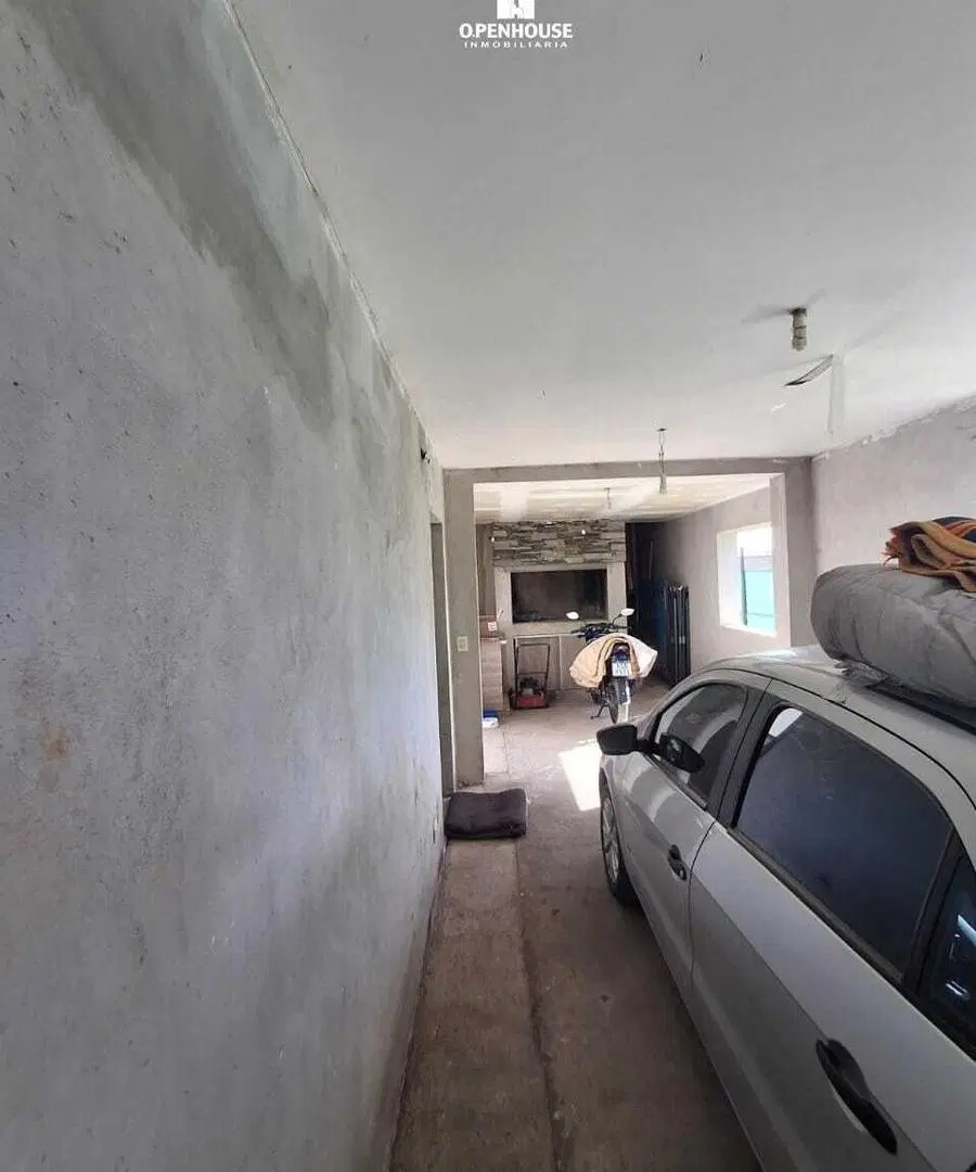 OPENHOUSE vende  hermosa casa barrio en privado Guaymallén. 4