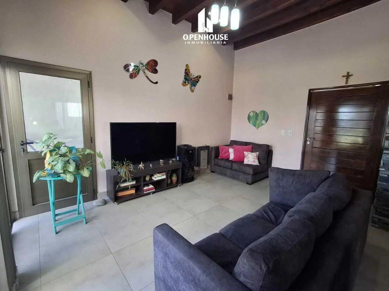 OPENHOUSE vende hermosa casa barrio en privado Guaymallén. 4