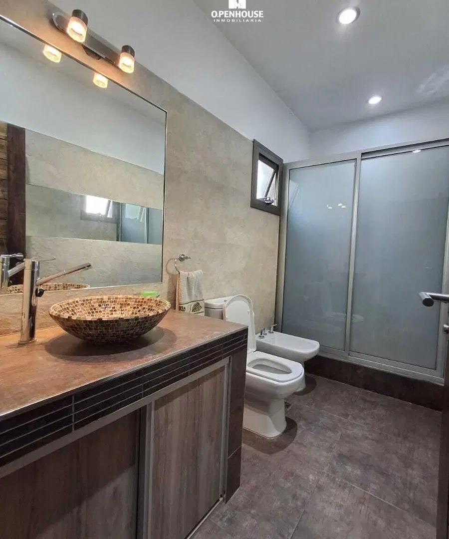 OPENHOUSE vende hermosa casa barrio en privado Guaymallén. 8
