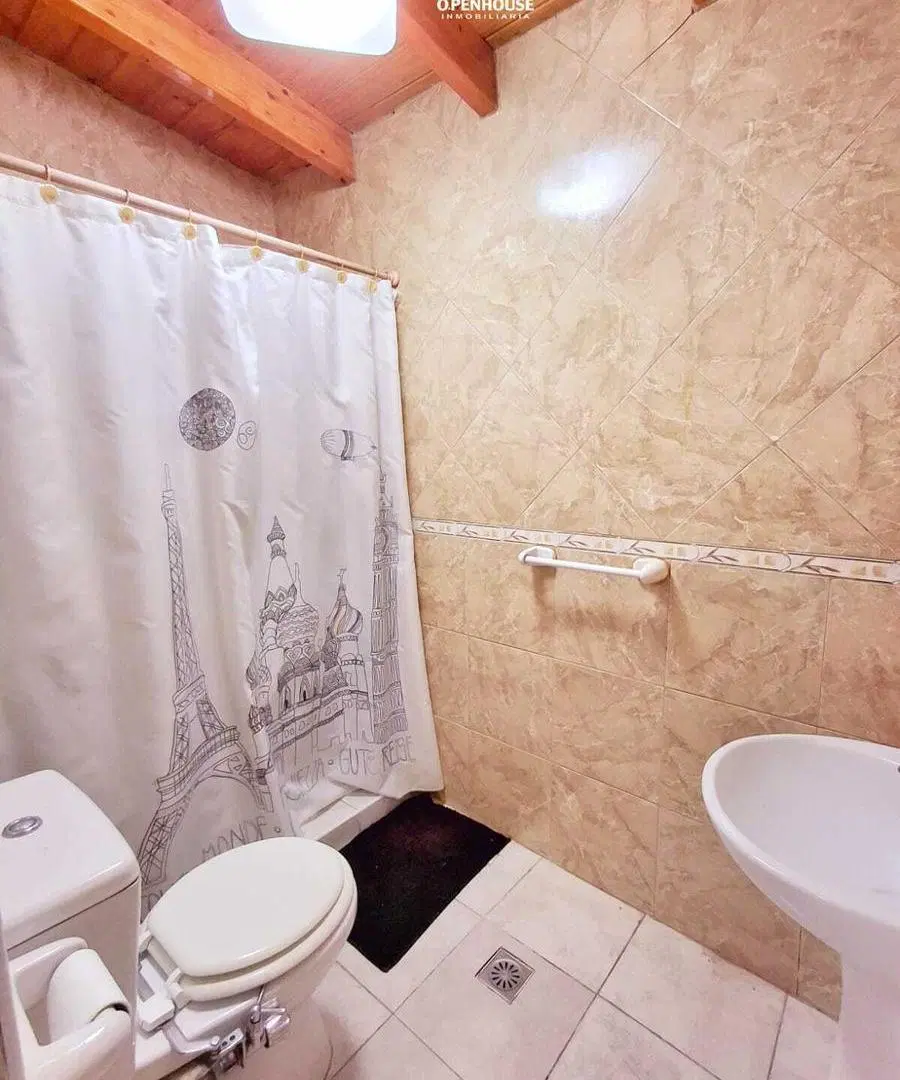 OPENHOUSE VENDE excelente casa en Las Heras. 3