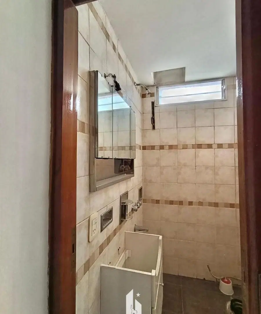 OPENHOUSE vende VIVIENDA   LOCAL COMERCIAL  DEPÓSITO OFICINAS en Guaymallén 5