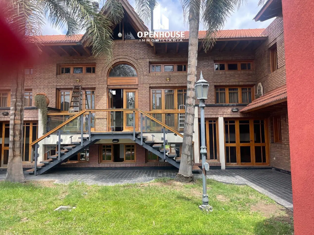OPENHOUSE vende hermosa casa en Barrio Privado El Escorial,Godoy Cruz 1