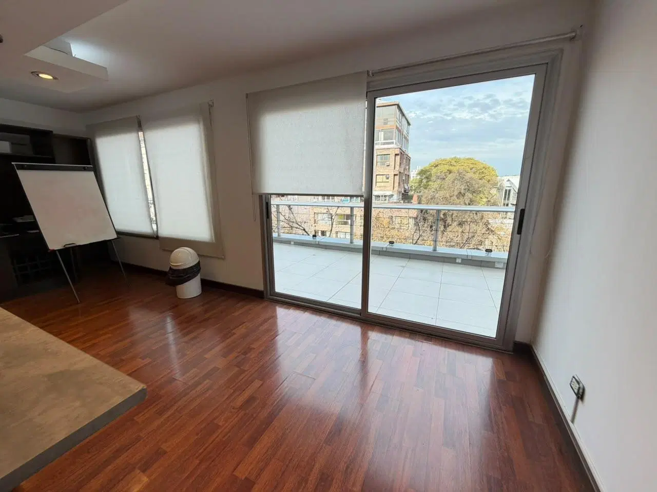 OPENHOUSE alquila oficina premium en plena Ciudad 5