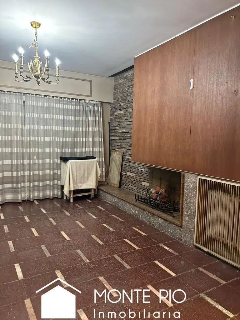 OPORTUNIDAD CASA VALOR TERRENO 3