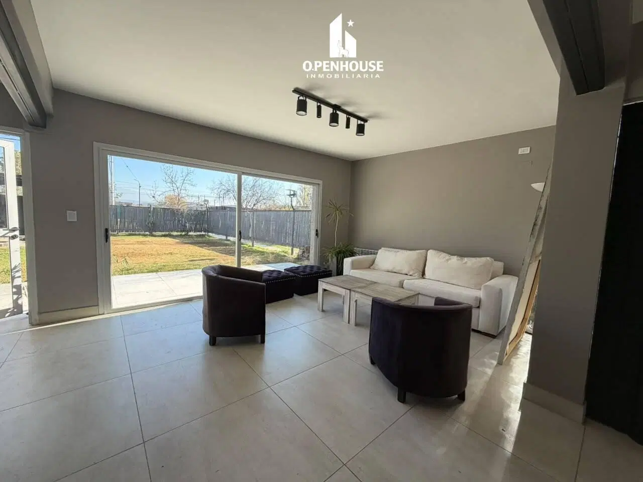 OPENHOUSE vende moderna casa en Bº Lomas de Terrada 5
