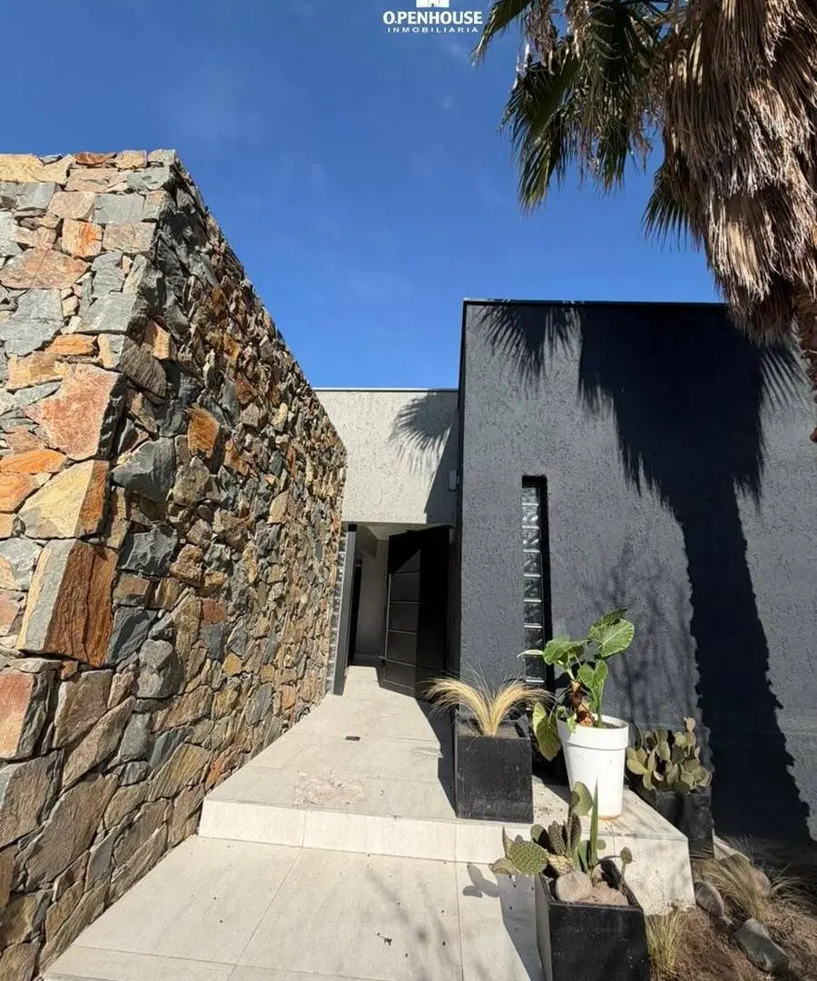 OPENHOUSE vende moderna casa en Bº Lomas de Terrada 3