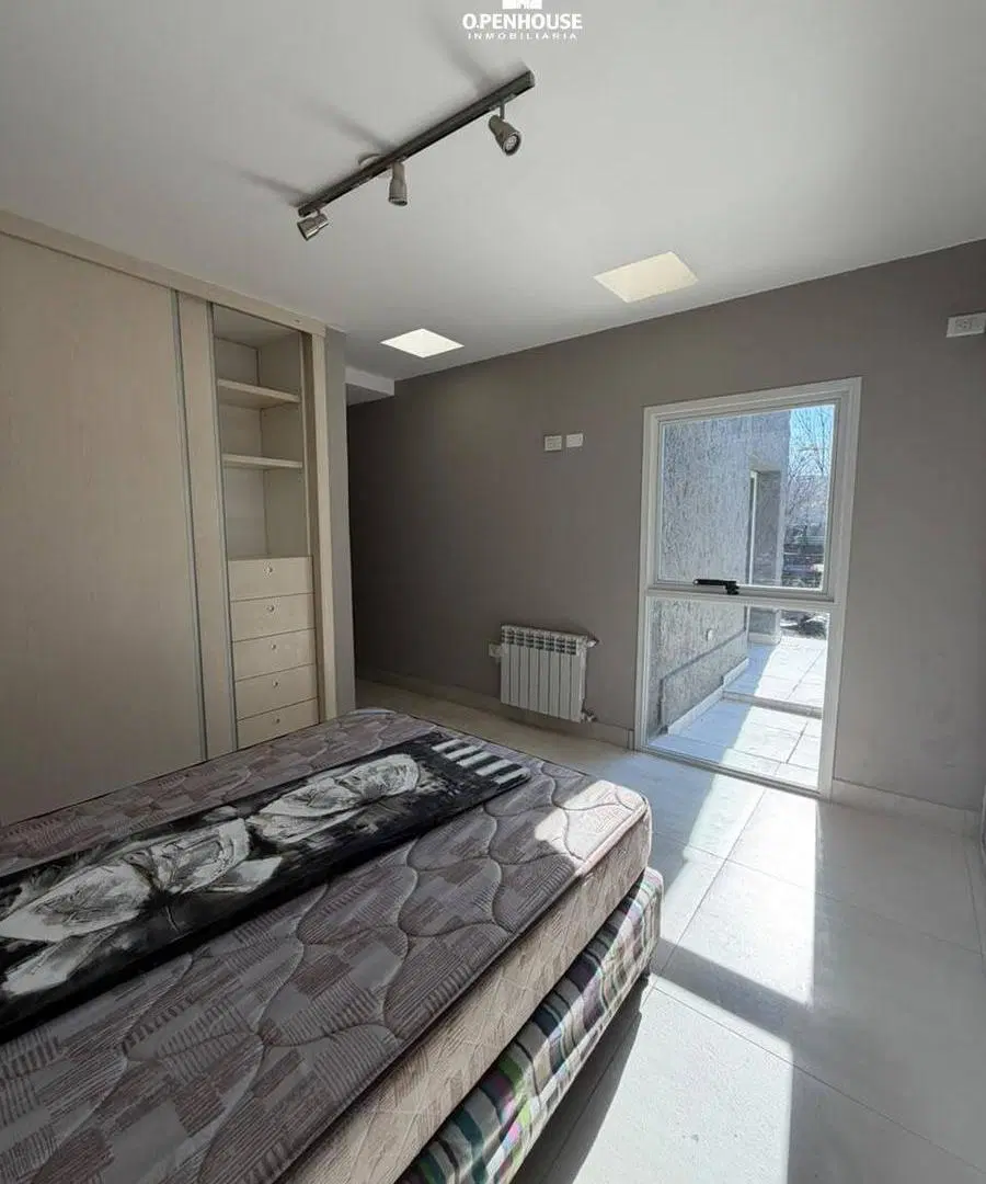 OPENHOUSE vende moderna casa en Bº Lomas de Terrada 5