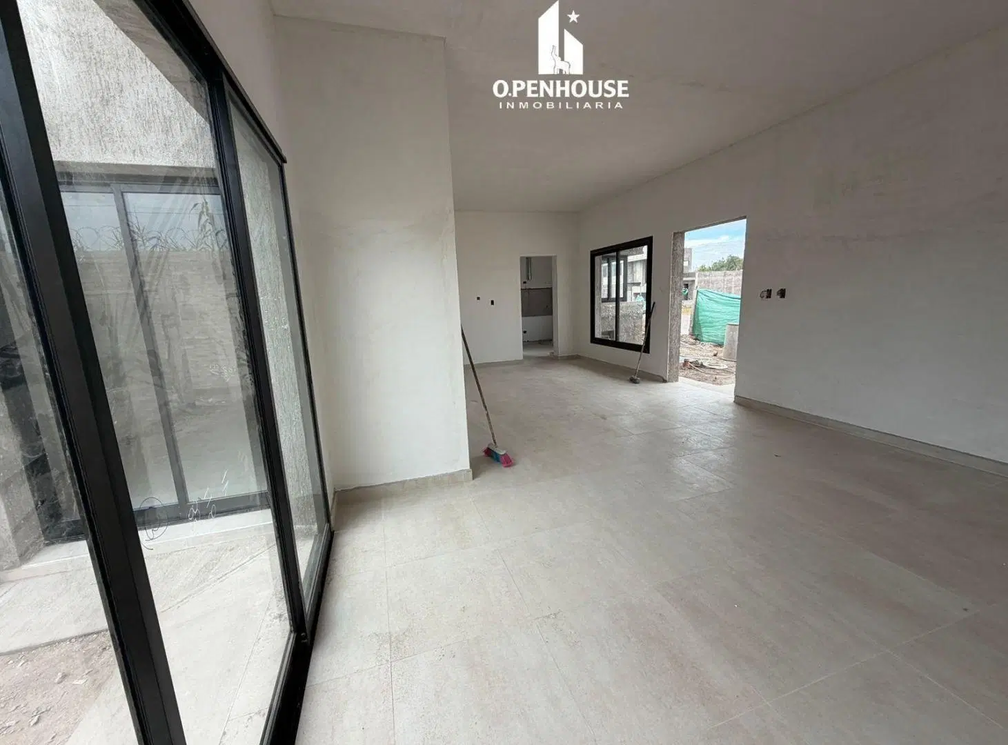 OPENHOUSE vende hermosa, Barrio Las Cortaderas, Guaymallén. 3