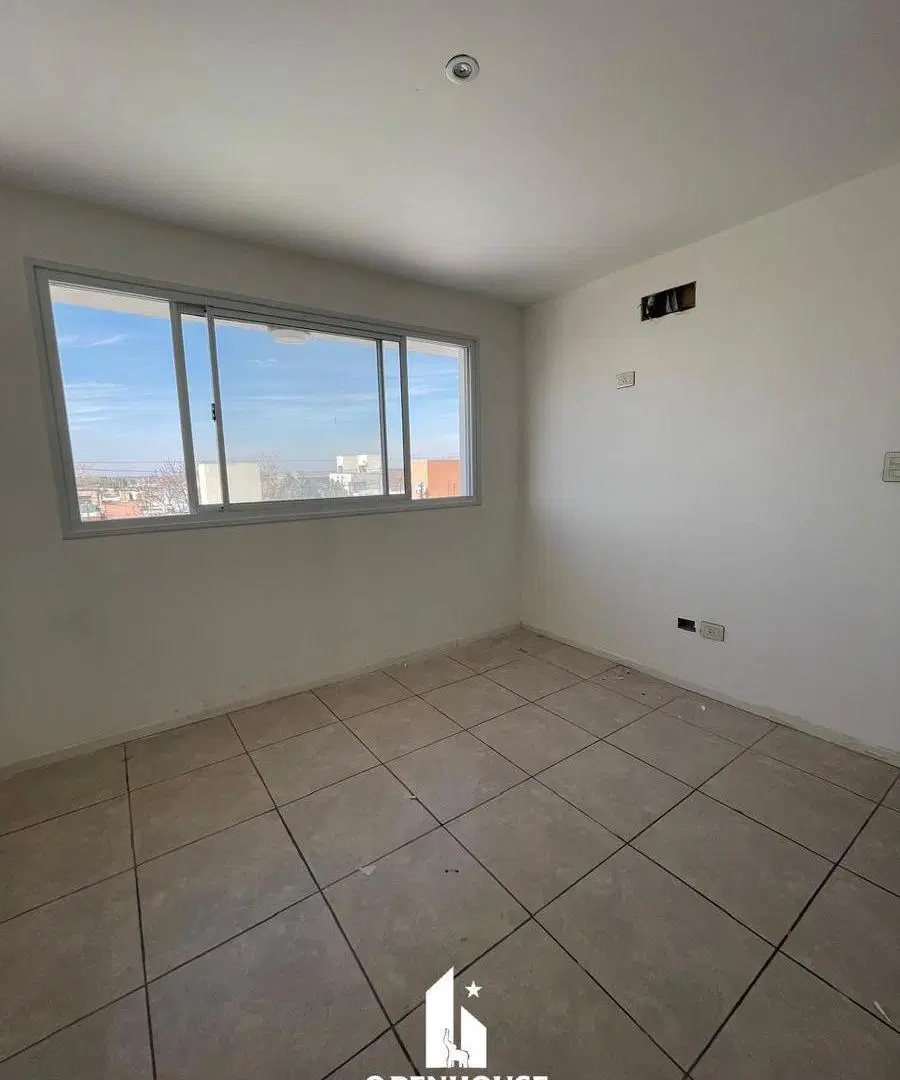 OPENHOUSE alquila departamento en Bº Solares de Roca 2
