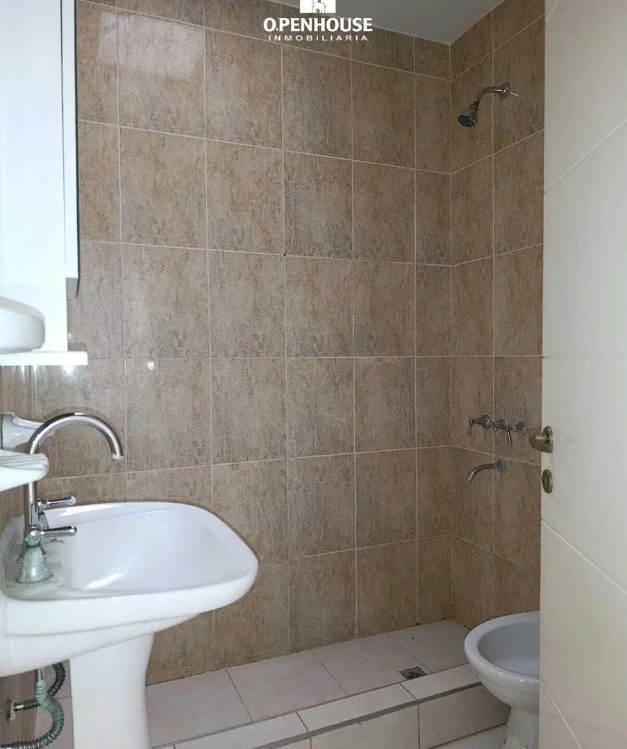 OPENHOUSE INMOBILIARIA alquila departamento en B° INKA II 5