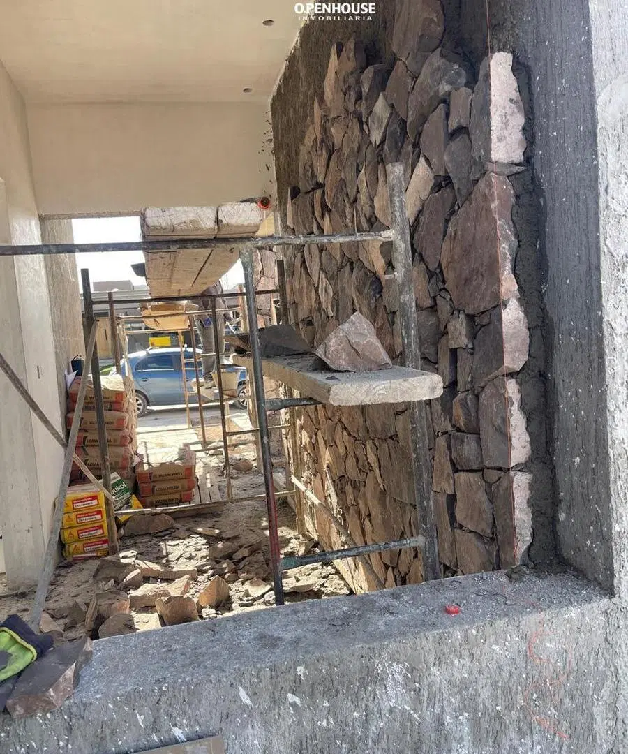 OPENHOUSE vende propiedad en fin de obra a 3 meses en barrio privado Acacias de Terrada. 4