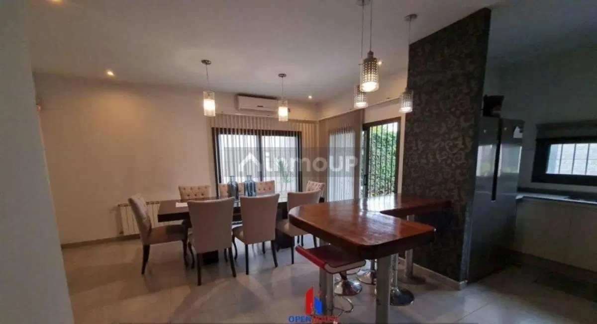 OPENHOUSE vende flamante casa en Barrio El Cortijo, Chacras de Coria 1