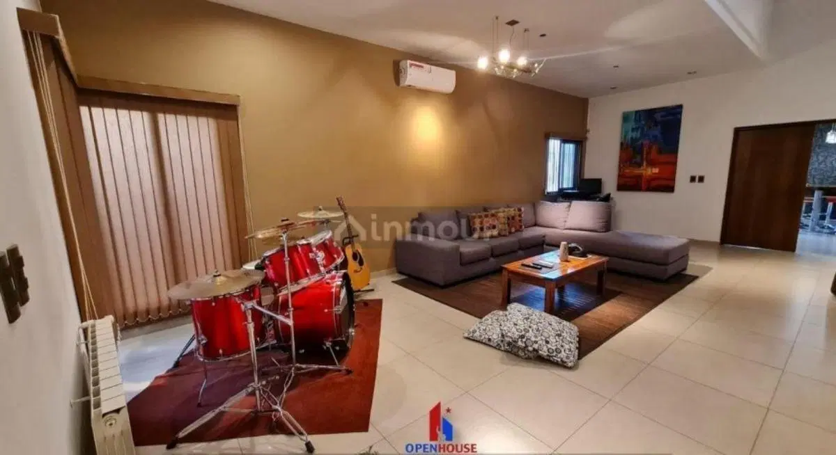 OPENHOUSE vende flamante casa en Barrio El Cortijo, Chacras de Coria 2