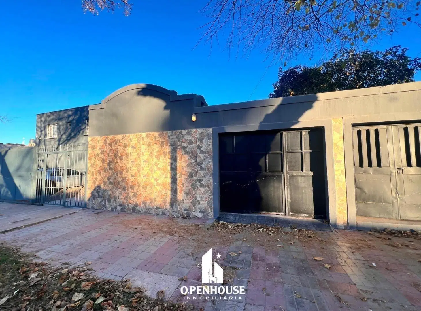 OPENHOUSE alquila casa en calle Circunvalacion, Las Heras. 2