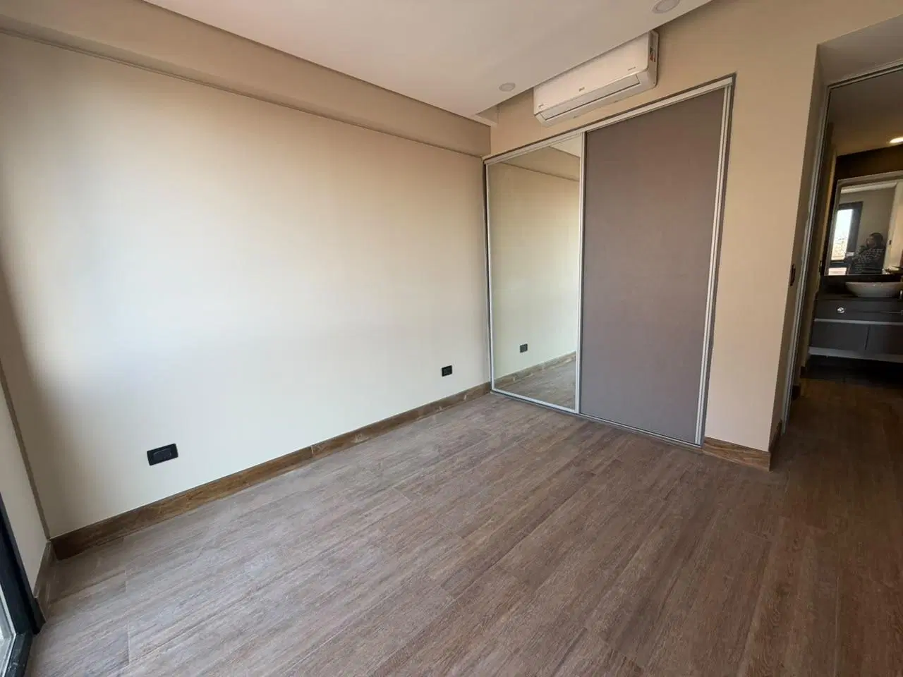 OPENHOUSE inmobiliaria fantástico departamento en Quinta Sección, Mendoza. 5