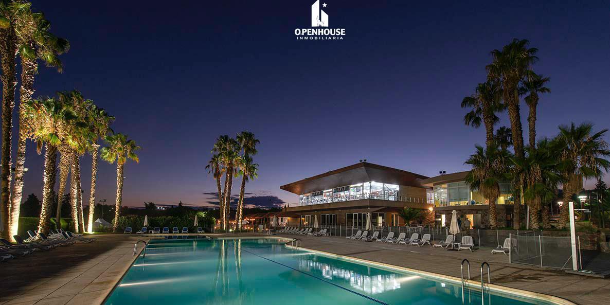 Foto de OPENHOUSE GROUP vende fabuloso terreno en Barrio Dalvian., imagen 1