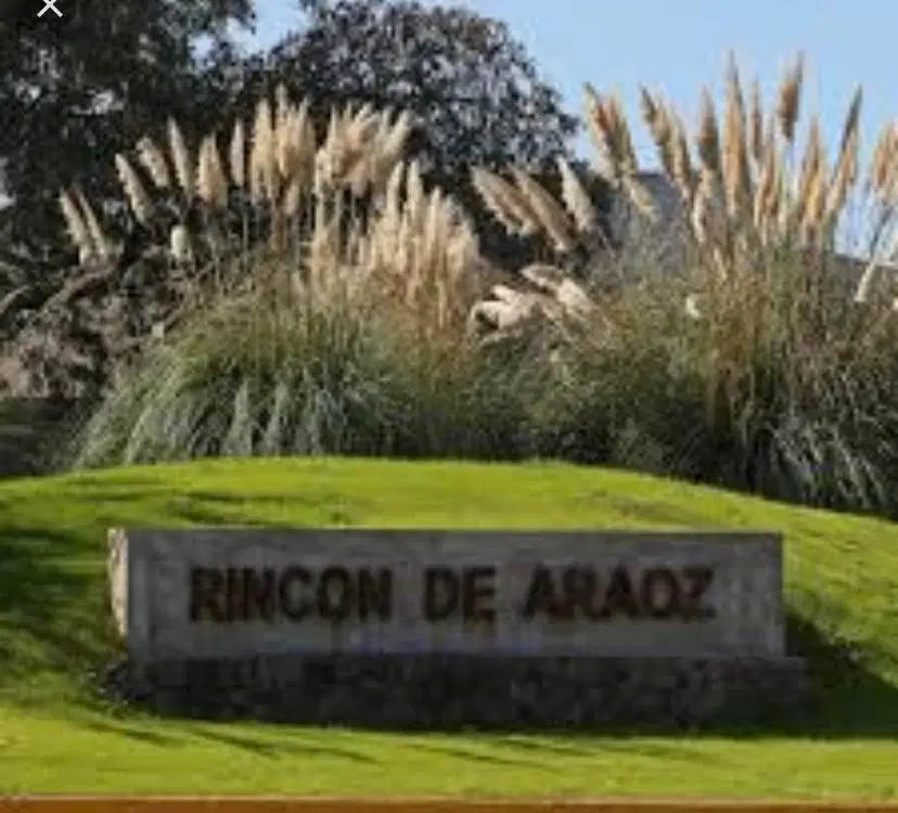 OPENHOUSE vende fabulosa casa en Barrio Rincon de Araoz,Lujan de Cuyo. 1