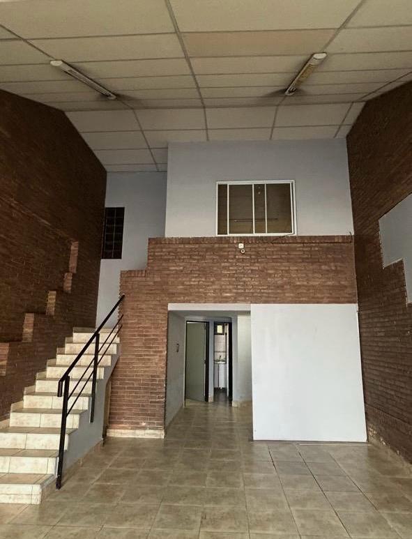 Foto de OPENHOUSE Alquila Flamante Local Comercial / Galpon, imagen 2